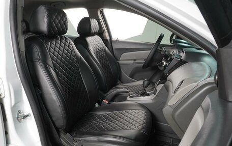 Chevrolet Cruze II, 2010 год, 679 000 рублей, 8 фотография