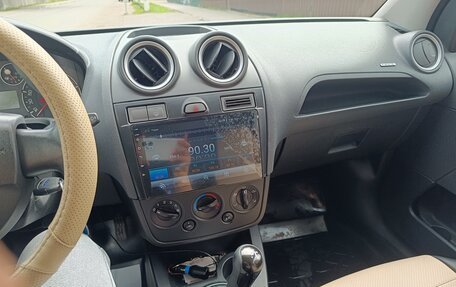 Ford Fiesta, 2007 год, 510 000 рублей, 4 фотография