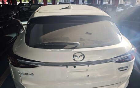 Mazda CX-4, 2021 год, 1 900 000 рублей, 13 фотография