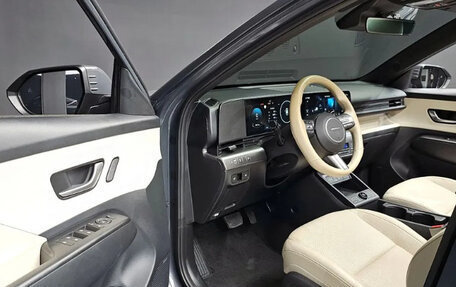 Hyundai Kona, 2023 год, 2 950 000 рублей, 9 фотография