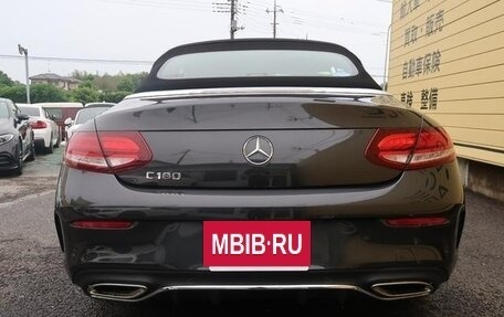 Mercedes-Benz C-Класс, 2019 год, 2 600 000 рублей, 6 фотография