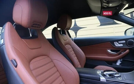 Mercedes-Benz C-Класс, 2019 год, 2 600 000 рублей, 16 фотография