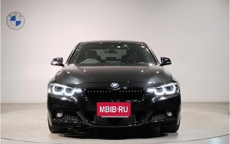 BMW 3 серия, 2018 год, 1 400 000 рублей, 2 фотография