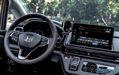 Honda Odyssey IV, 2022 год, 3 150 000 рублей, 5 фотография