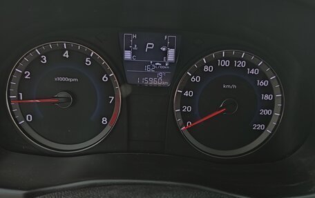 Hyundai Solaris II рестайлинг, 2015 год, 900 000 рублей, 4 фотография
