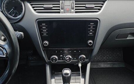 Skoda Octavia, 2018 год, 2 000 000 рублей, 8 фотография
