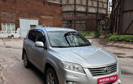 Toyota RAV4, 2011 год, 1 680 000 рублей, 2 фотография