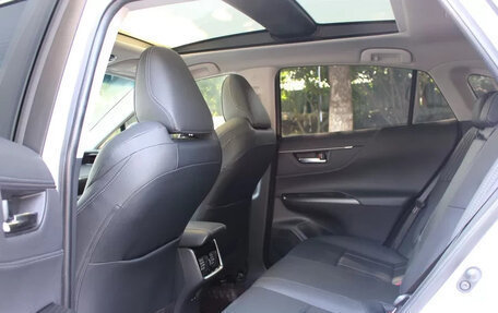 Toyota Harrier, 2021 год, 2 850 000 рублей, 18 фотография