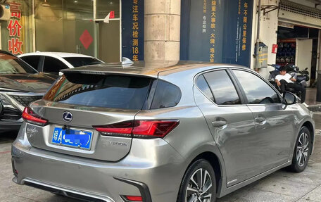 Lexus CT I рестайлинг, 2021 год, 2 100 000 рублей, 6 фотография