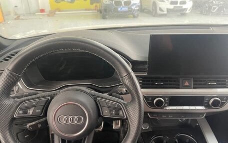 Audi A4, 2021 год, 2 850 000 рублей, 7 фотография