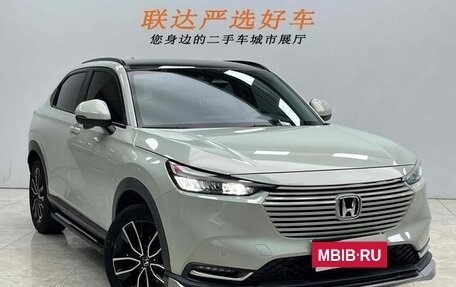 Honda Vezel, 2022 год, 2 090 000 рублей, 3 фотография