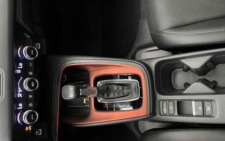 Honda Vezel, 2022 год, 2 090 000 рублей, 18 фотография