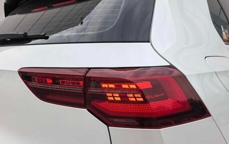 Volkswagen Golf VIII, 2022 год, 2 070 000 рублей, 14 фотография