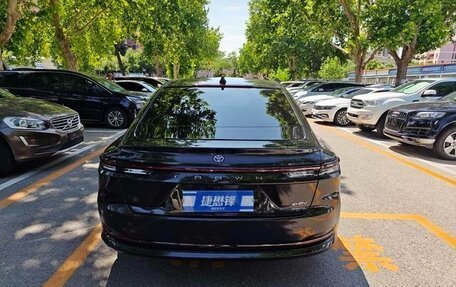 Toyota Crown, 2024 год, 5 690 000 рублей, 4 фотография