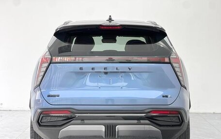 Geely Atlas, 2022 год, 1 890 000 рублей, 4 фотография