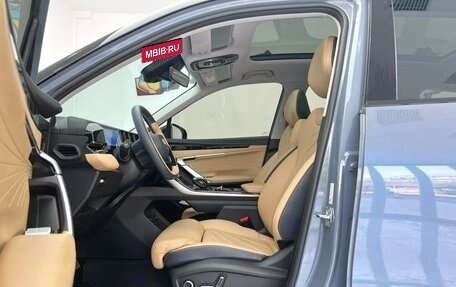Geely Atlas, 2022 год, 1 890 000 рублей, 7 фотография