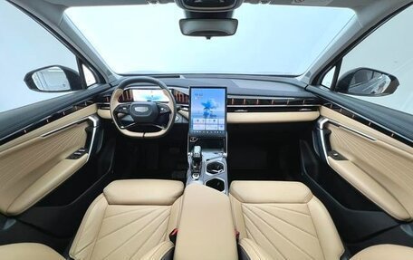 Geely Atlas, 2022 год, 1 890 000 рублей, 8 фотография