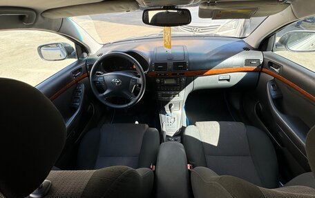 Toyota Avensis III рестайлинг, 2006 год, 999 000 рублей, 10 фотография
