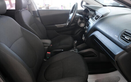 KIA Rio III рестайлинг, 2013 год, 949 000 рублей, 38 фотография