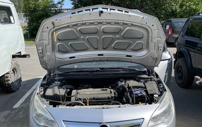 Opel Astra J, 2011 год, 745 000 рублей, 1 фотография