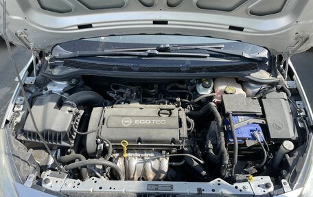 Opel Astra J, 2011 год, 745 000 рублей, 2 фотография