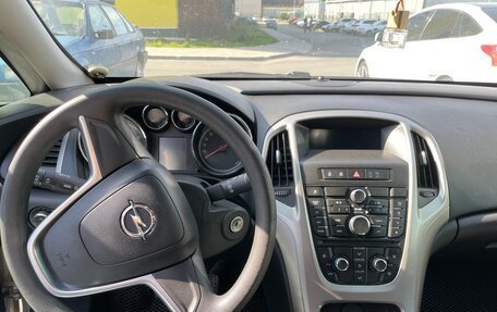 Opel Astra J, 2011 год, 745 000 рублей, 7 фотография