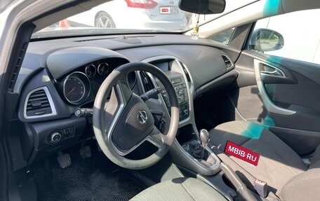 Opel Astra J, 2011 год, 745 000 рублей, 6 фотография