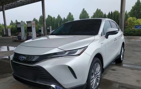 Toyota Harrier, 2021 год, 4 830 000 рублей, 1 фотография