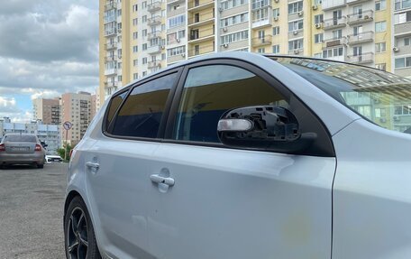 KIA cee'd I рестайлинг, 2011 год, 750 000 рублей, 6 фотография