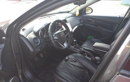 Chevrolet Cruze II, 2012 год, 800 000 рублей, 7 фотография