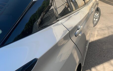 Toyota Prius IV XW50, 2020 год, 2 300 000 рублей, 7 фотография