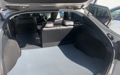Toyota Prius IV XW50, 2020 год, 2 300 000 рублей, 21 фотография
