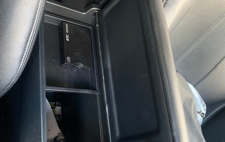 Toyota Prius IV XW50, 2020 год, 2 300 000 рублей, 24 фотография