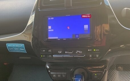 Toyota Prius IV XW50, 2020 год, 2 300 000 рублей, 28 фотография