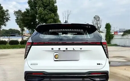 Geely Atlas, 2022 год, 2 500 111 рублей, 6 фотография