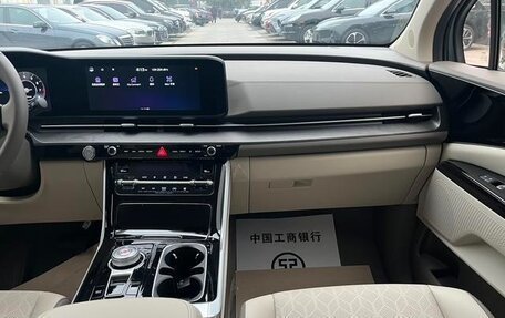 KIA Carnival, 2021 год, 2 230 009 рублей, 15 фотография
