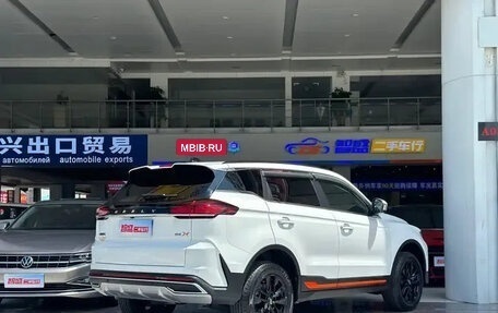 Geely Atlas I, 2022 год, 1 790 111 рублей, 4 фотография
