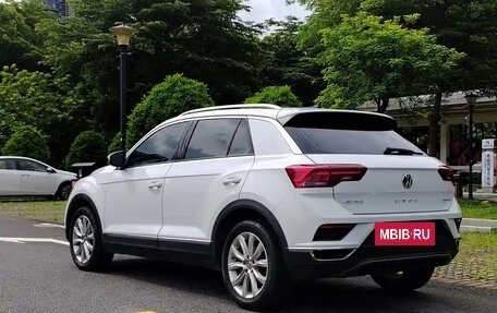 Volkswagen T-Roc I, 2021 год, 1 500 000 рублей, 5 фотография