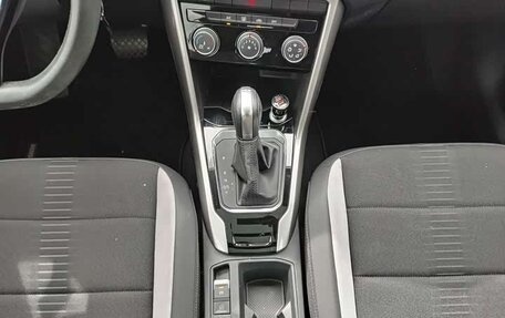 Volkswagen T-Roc I, 2021 год, 1 500 000 рублей, 22 фотография