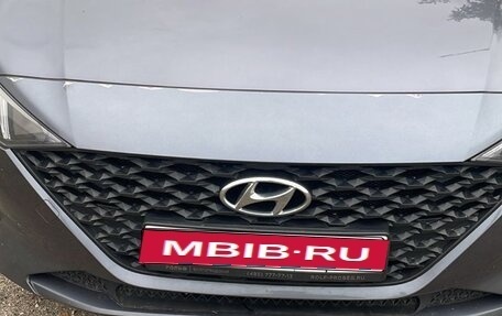 Hyundai Solaris II рестайлинг, 2021 год, 1 680 000 рублей, 1 фотография