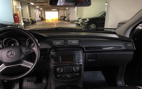 Mercedes-Benz R-Класс, 2012 год, 2 500 000 рублей, 11 фотография