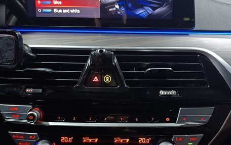BMW 5 серия, 2020 год, 3 870 000 рублей, 10 фотография