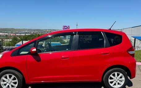 Honda Fit III, 2013 год, 800 000 рублей, 2 фотография