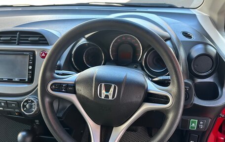 Honda Fit III, 2013 год, 800 000 рублей, 6 фотография