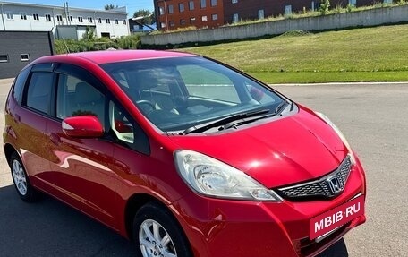 Honda Fit III, 2013 год, 800 000 рублей, 3 фотография