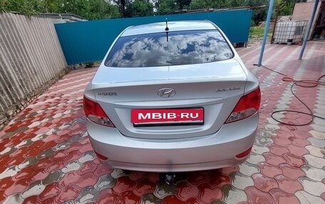 Hyundai Solaris II рестайлинг, 2013 год, 690 000 рублей, 8 фотография