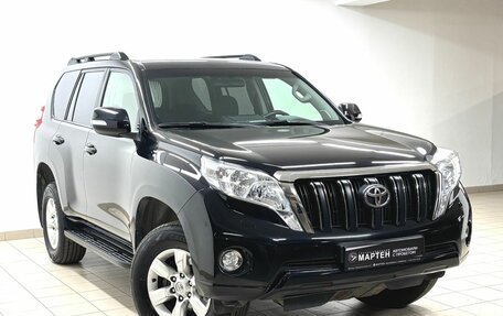 Toyota Land Cruiser Prado 150 рестайлинг 2, 2016 год, 3 199 000 рублей, 3 фотография