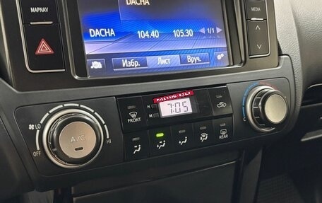 Toyota Land Cruiser Prado 150 рестайлинг 2, 2016 год, 3 199 000 рублей, 15 фотография