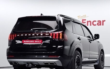 KIA Mohave I, 2021 год, 3 643 000 рублей, 2 фотография