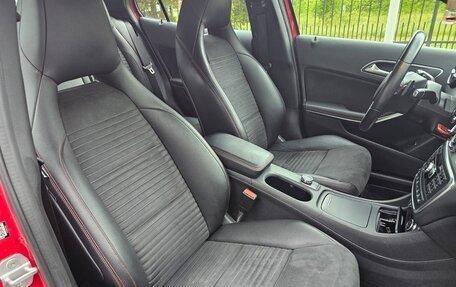 Mercedes-Benz GLA, 2014 год, 1 890 000 рублей, 13 фотография